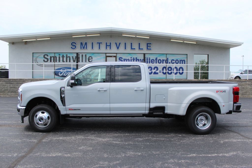New 2026 Ford F350 Lariat w/ Lariat Ultimate Package AWD/4WD image 2