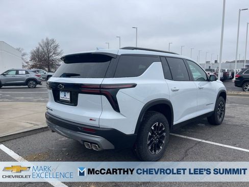 New 2026 Chevrolet Traverse Z71 w/ Enhanced Driving Package AWD/4WD image 3