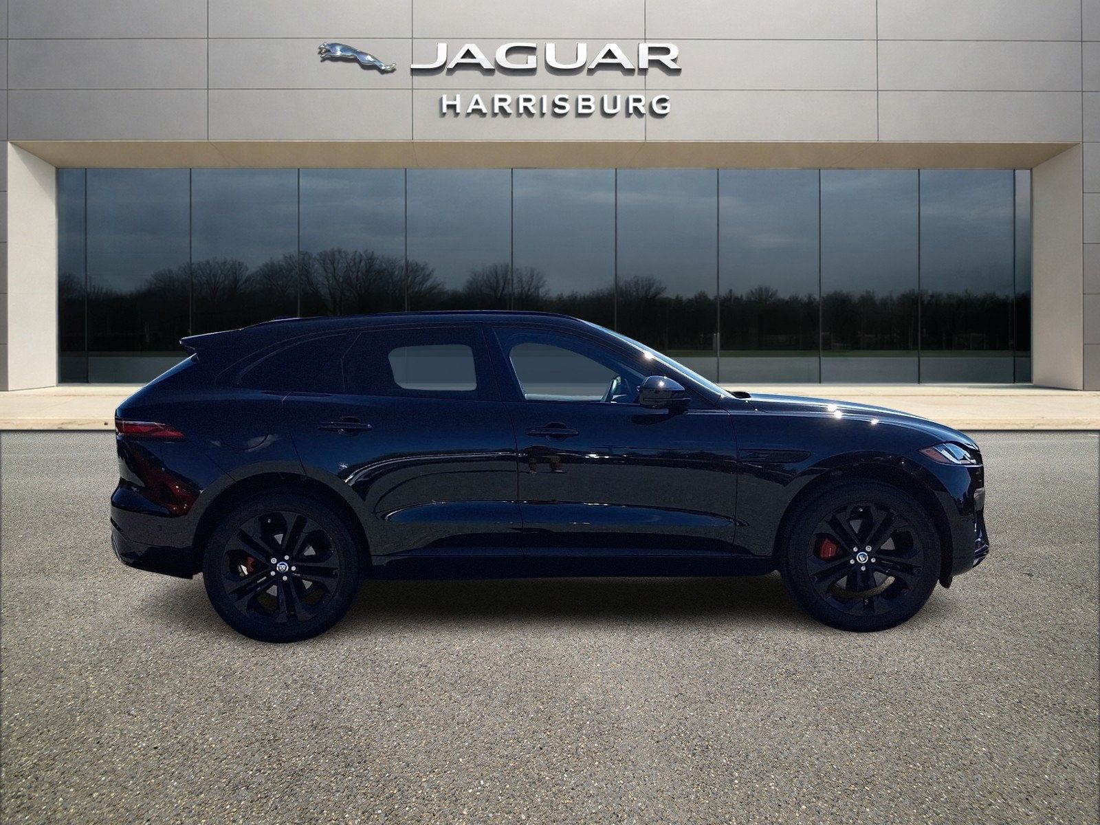 Used 2026 Jaguar F-PACE R-Dynamic S AWD/4WD image 5