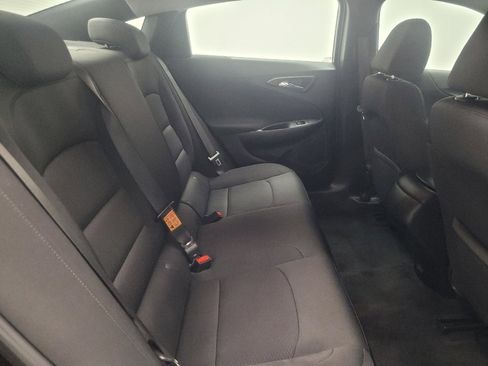 Used 2021 Chevrolet Malibu LS FWD image 19