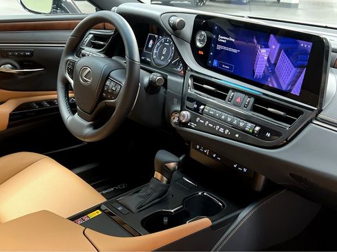 New 2025 Lexus ES 350 w/ Premium Package image 28
