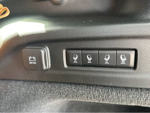 Used 2023 Jeep Grand Cherokee L Summit AWD/4WD image 13