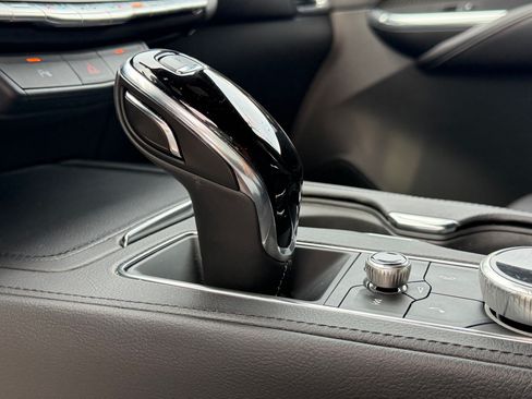 Certified 2023 Cadillac XT4 Sport FWD image 18