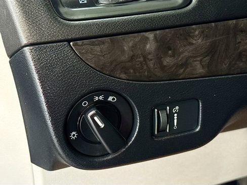 Used 2016 Dodge Grand Caravan SE w/ Quick Order Package 29E SE image 11