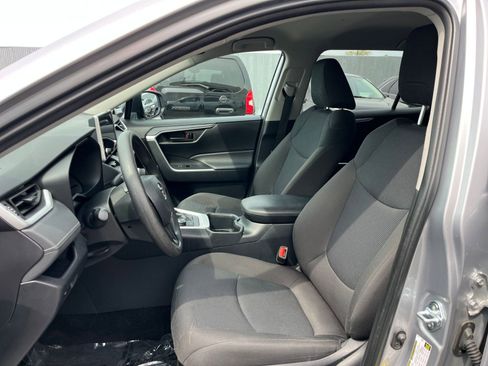 Used 2025 Toyota RAV4 LE image 35