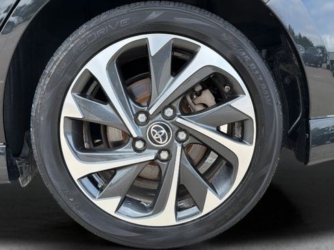 Used 2018 Toyota Corolla iM w/ Carpet Mat Package (TMS) FWD image 24