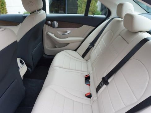 Used 2021 Mercedes-Benz C 300 4MATIC Sedan image 17