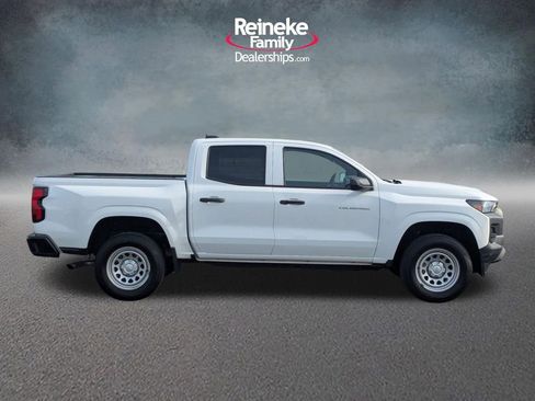 Used 2023 Chevrolet Colorado W/T image 4