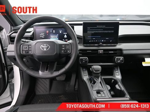 New 2026 Toyota RAV4 SE w/ Convenience Package AWD/4WD image 11