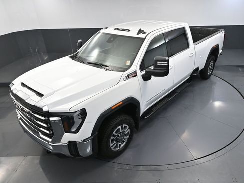 Used 2024 GMC Sierra 3500 SLE w/ SLE Convenience Package image 60