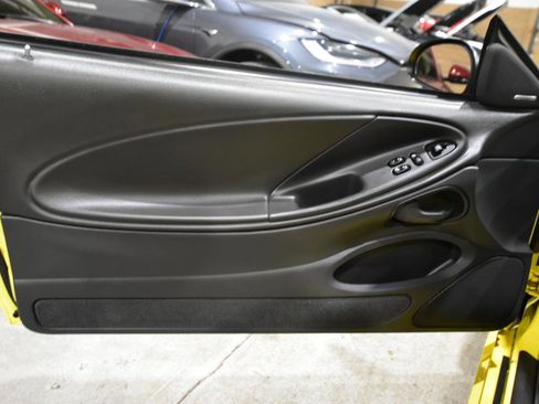 Used 2003 Ford Mustang Mach 1 image 17