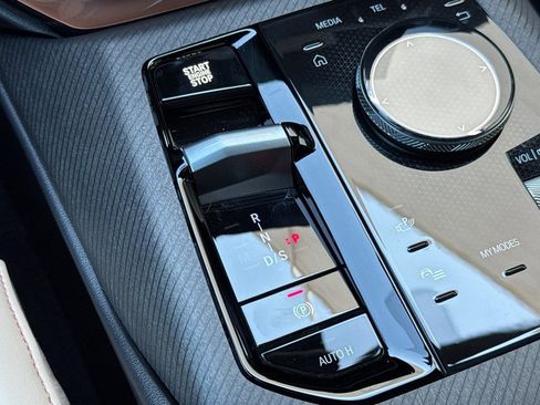 Used 2026 BMW X3 xDrive30 w/ Premium Package image 17