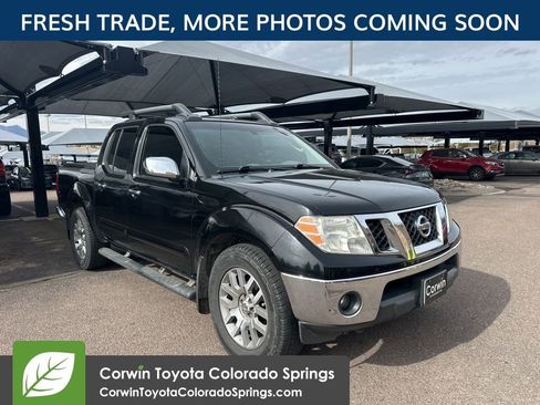 Used 2011 Nissan Frontier SL w/ Moonroof Pkg image 1