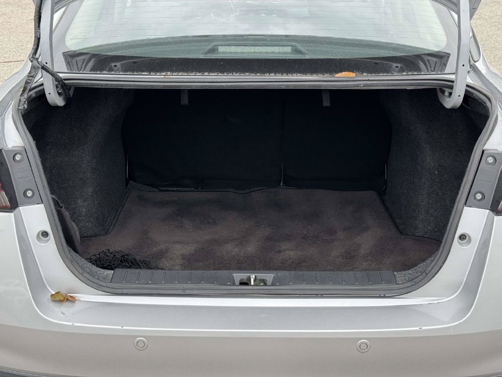 Used 2024 Nissan Versa SR w/ Trunk Package FWD image 17