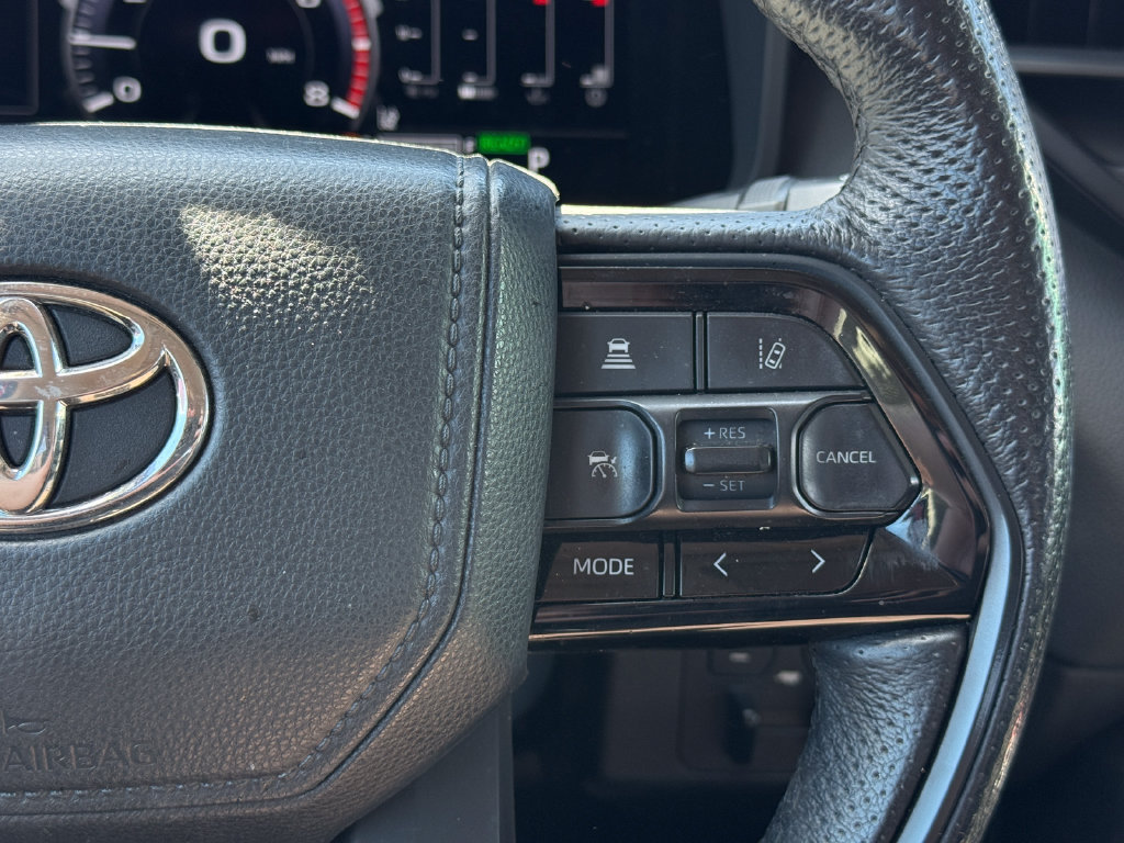 Used 2022 Toyota Tundra TRD Pro AWD/4WD image 16