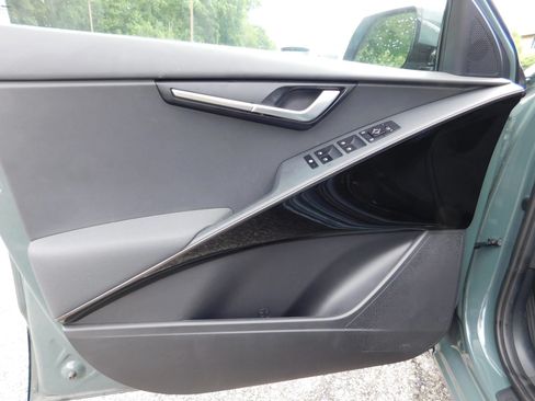 Used 2023 Kia Niro Wind FWD image 15