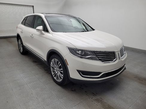 Used 2017 Lincoln MKX Reserve image 13