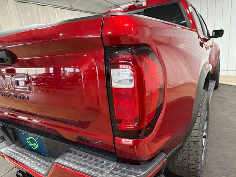 Certified 2024 GMC Canyon AT4 AWD/4WD image 16