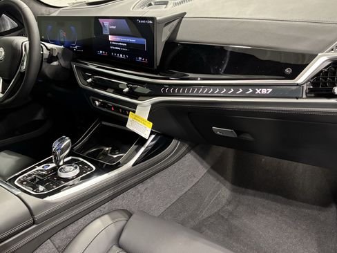 New 2026 BMW ALPINA XB7 AWD/4WD image 25