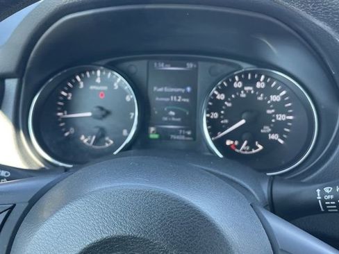 Used 2017 Nissan Rogue S image 7