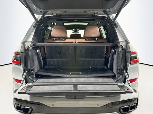 Used 2026 BMW X7 M60i AWD/4WD image 31