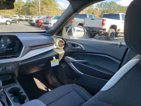 New 2026 Chevrolet Trax RS image 36