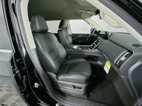 New 2026 Nissan Armada SV image 35