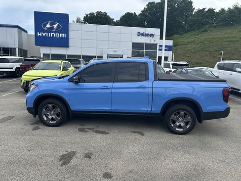 Used 2024 Honda Ridgeline TrailSport image 8