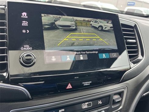 Used 2022 Honda Passport TrailSport image 39