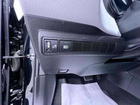Used 2023 Toyota Corolla SE FWD image 16