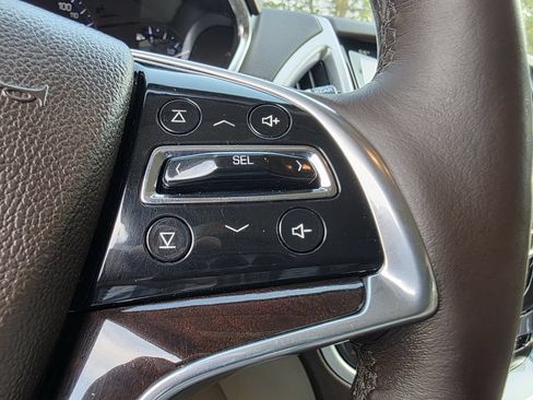 Used 2016 Cadillac SRX Luxury w/ Driver Awareness Package AWD/4WD image 29