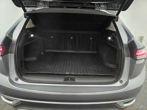 Used 2022 Buick Envision Avenir w/ Technology Package II image 20