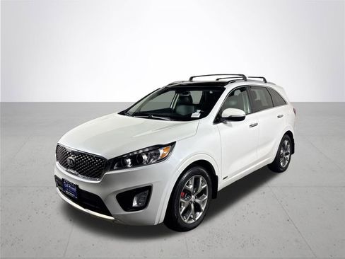 Used 2018 Kia Sorento SX image 2