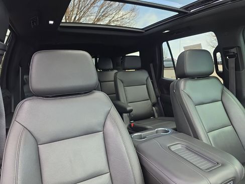 Used 2021 Chevrolet Tahoe Z71 image 26