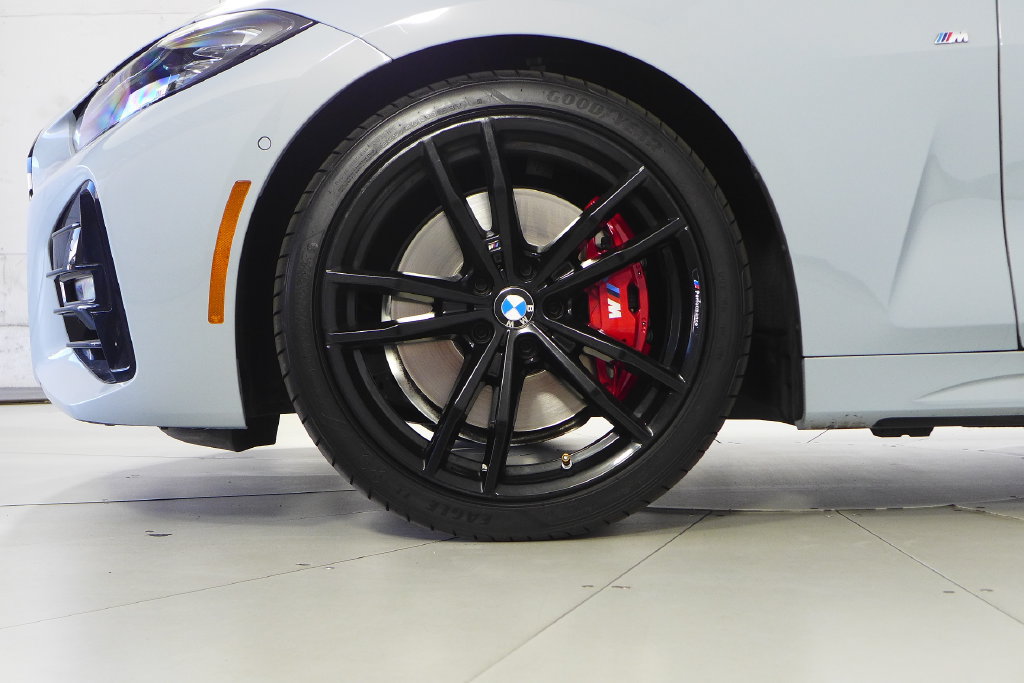 Certified 2024 BMW 430i Convertible w/ M Sport Package RWD image 5