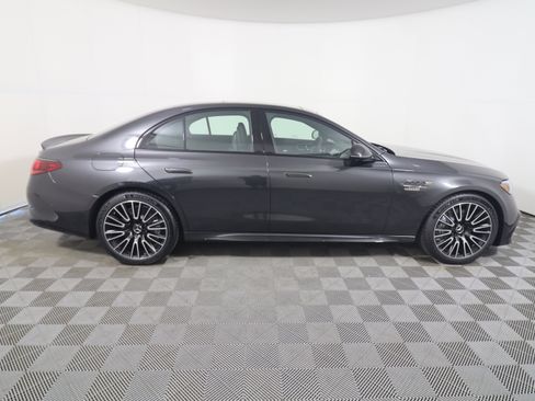 New 2026 Mercedes-Benz E 53 AMG e 4MATIC Sedan image 6