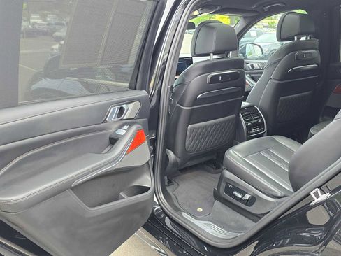 Used 2023 BMW ALPINA XB7 AWD/4WD image 15