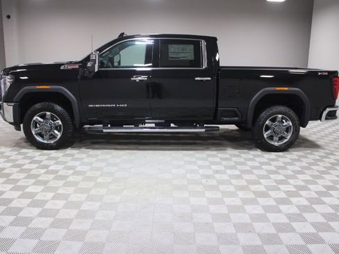 New 2026 GMC Sierra 2500 SLT w/ SLT Premium Package image 9