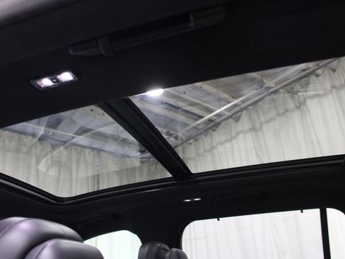 Used 2025 Lincoln Aviator Black Label AWD/4WD image 26