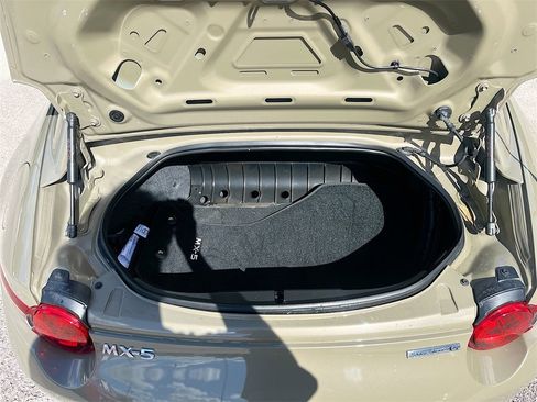 Used 2023 MAZDA MX-5 Miata Grand Touring image 25