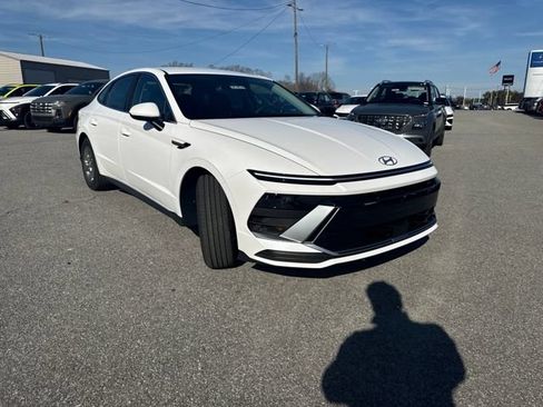 Certified 2026 Hyundai Sonata SE FWD image 7