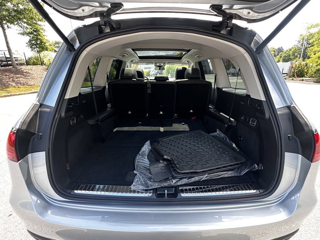 Certified 2026 Mercedes-Benz GLS 450 4MATIC image 21