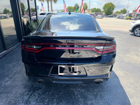 Used 2022 Dodge Charger Scat Pack RWD image 12