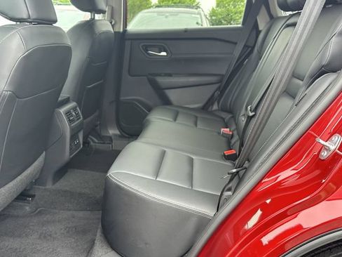Certified 2024 Nissan Rogue SL w/ SL Premium Package AWD/4WD image 23
