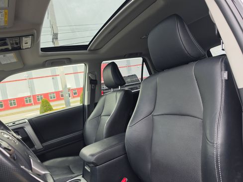Used 2024 Toyota 4Runner Limited AWD/4WD image 11
