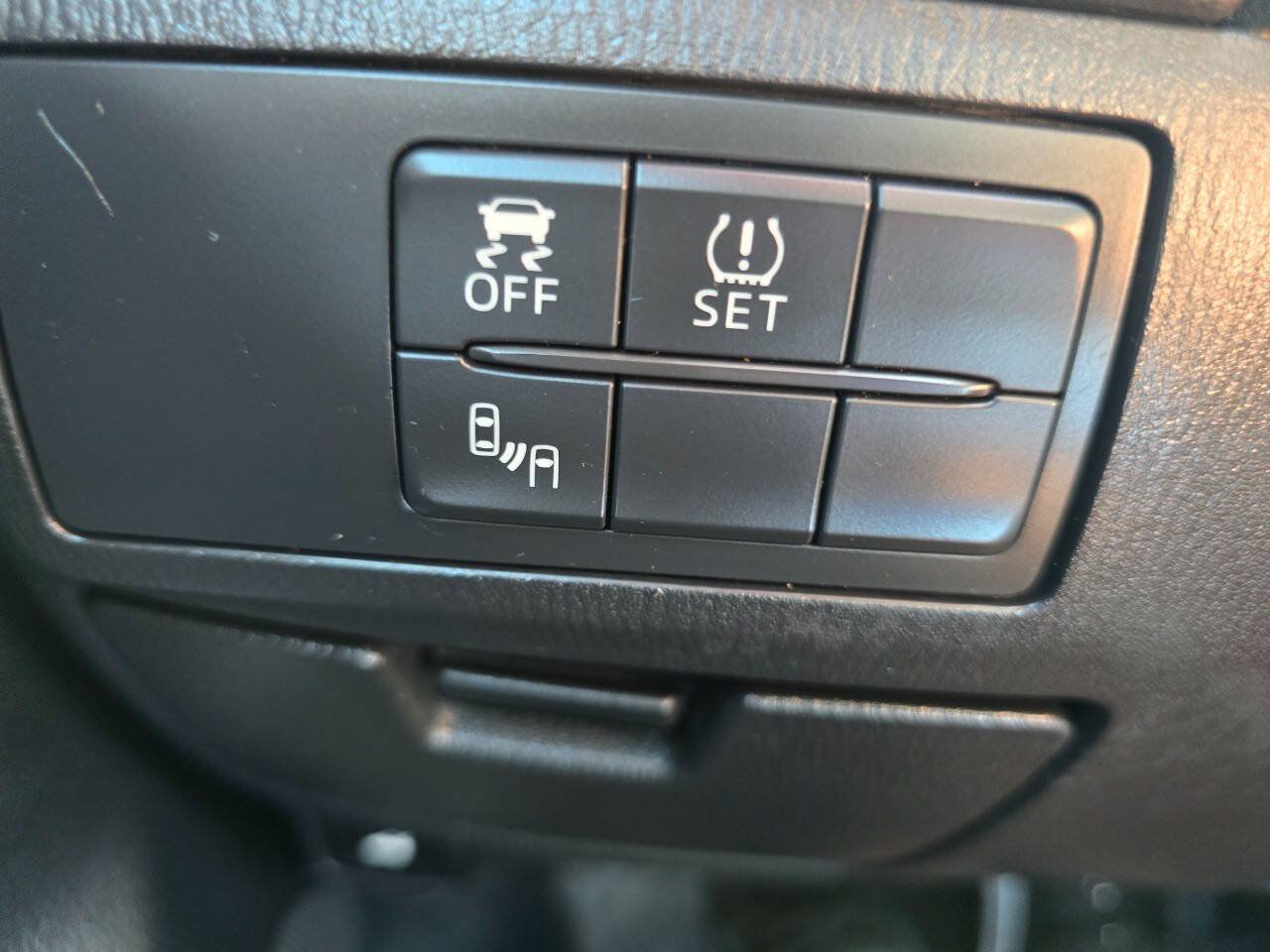 Used 2016 MAZDA MAZDA6 Touring FWD image 18