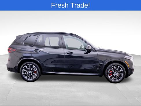 Certified 2026 BMW X5 xDrive50e w/ M Sport Package AWD/4WD image 6
