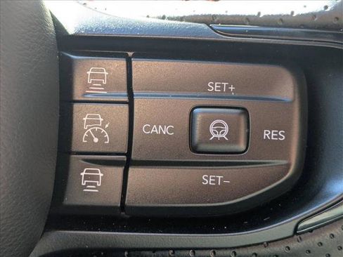 Used 2025 Dodge Charger R/T w/ Sun & Sound Package image 13