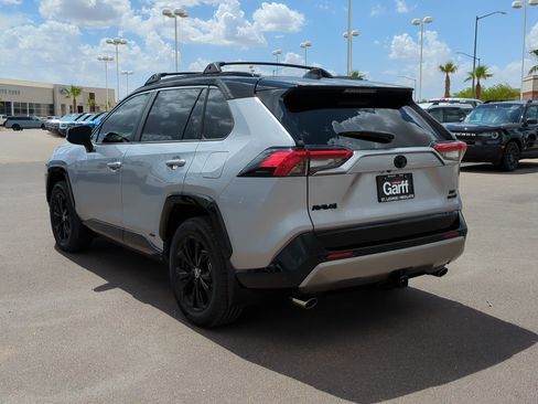 Used 2023 Toyota RAV4 XSE AWD/4WD image 5