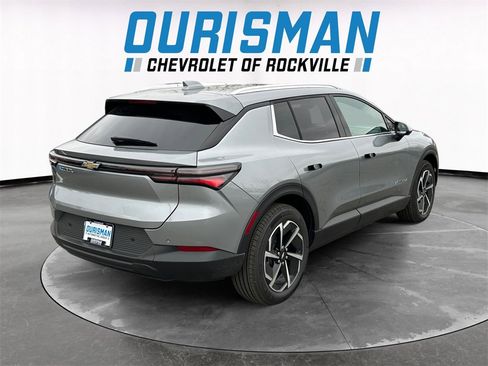 New 2026 Chevrolet Equinox EV LT image 6